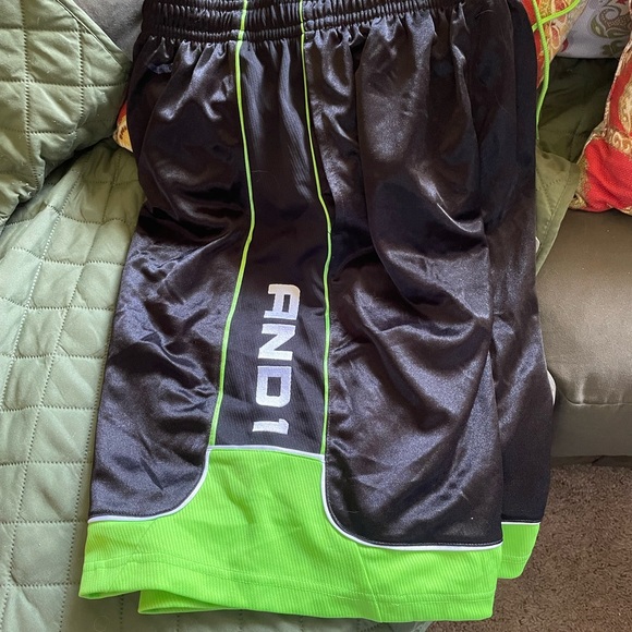 Mens - Picture 3 of 3